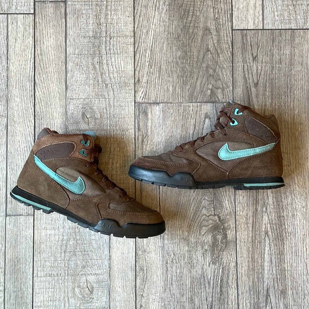 Nike Suede Sneakers 8
